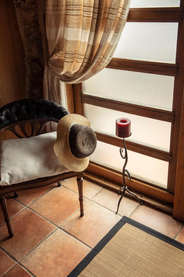 Lugar Del Rio Guest House Couzadoiro Exterior photo
